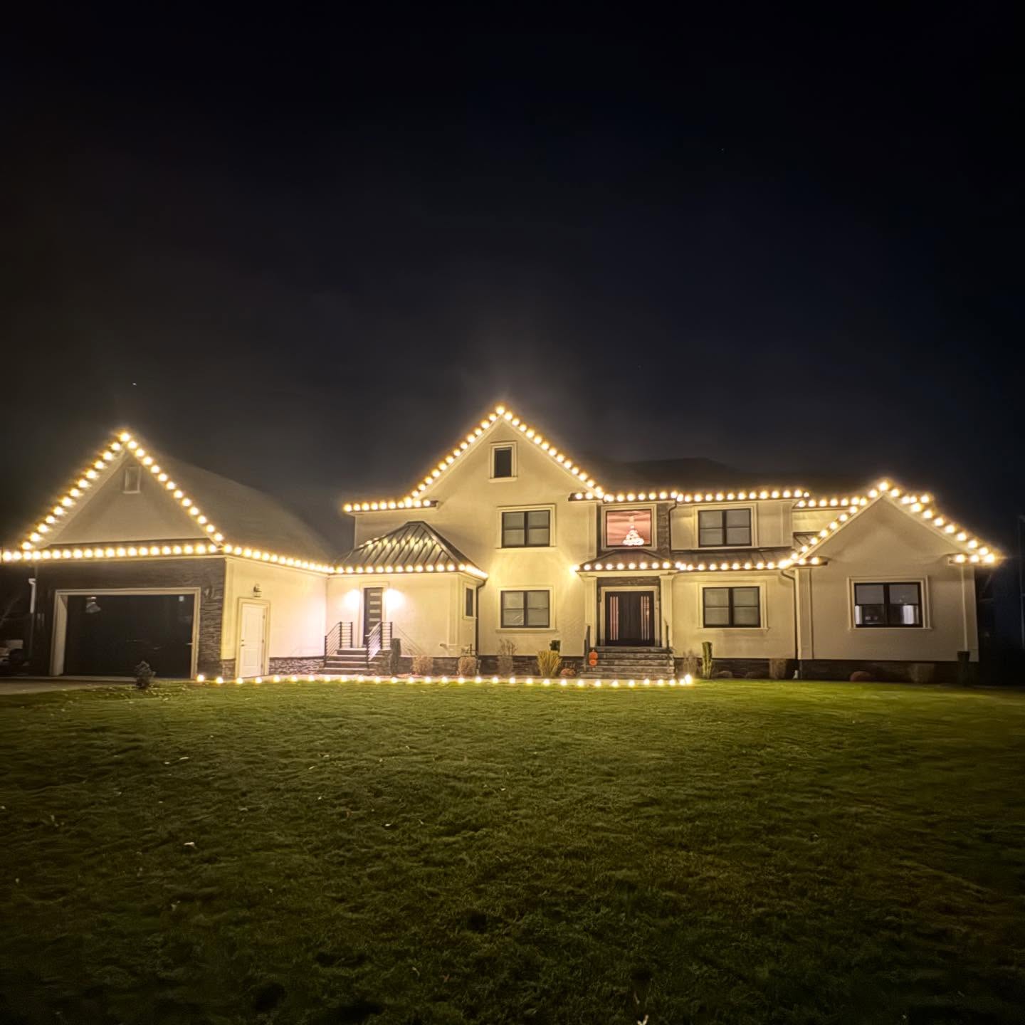 Modern home gable holiday lighting NJ warm white C9